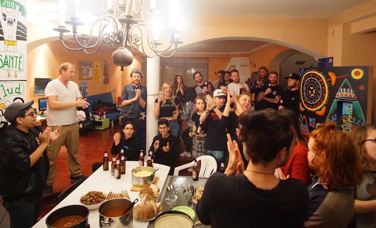 The Wallaby House Hostel Zagreb Buitenkant foto